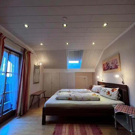 Gaestehaus Mayer 公寓 *